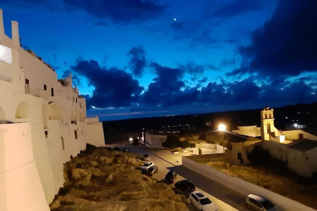 Che Vista!! Ostuni ,Sulle Bianche Mura Con Vista Mozzafiato Buitenkant foto