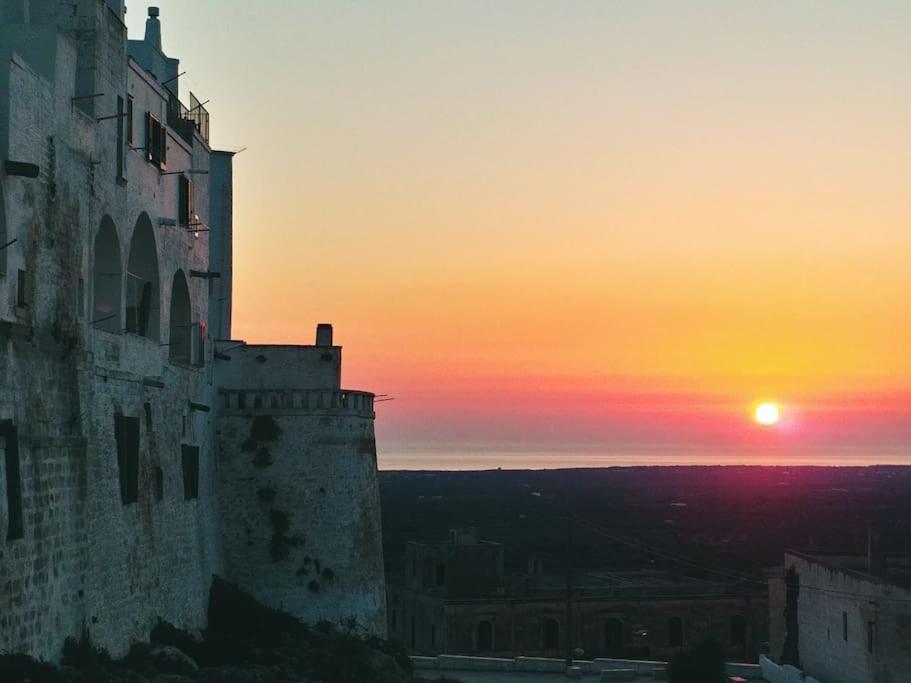 Che Vista!! Ostuni ,Sulle Bianche Mura Con Vista Mozzafiato Buitenkant foto