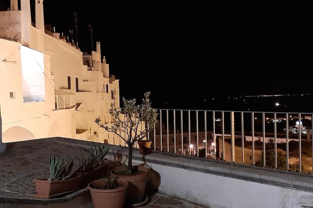 Che Vista!! Ostuni ,Sulle Bianche Mura Con Vista Mozzafiato Buitenkant foto